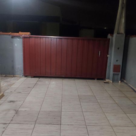 Quarto Confortavel Com Garagem Holambra Exterior foto